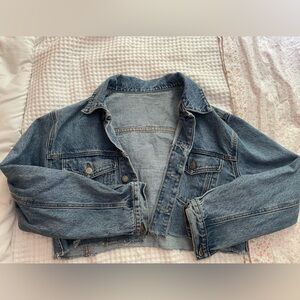cropped denim jacket from john galt/ brandy melville